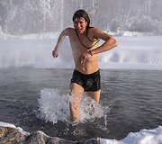 &bdquo;The Coldest Ride&ldquo;: &scaron;alčio pojūčiams užtvirtinti &ndash; krosas ir maudynės -45 laipsnių &scaron;altyje