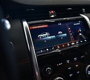 Atleti&scaron;kas, intelektualus ir nebijantis purvo &bdquo;Discovery Sport&ldquo;