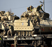 Bradley &scaron;arvuota kovos ma&scaron;ina &bdquo;Bradley Fighting Vehicle&ldquo; 