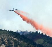 Gaisrus gesina JAV kariniai lėktuvai C-130