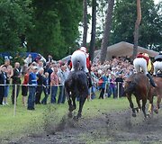 Festivalyje &bdquo;Žagarės vy&scaron;nios 2012&ldquo; vyko Pasaulio taurės konkūrų etapas