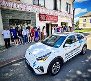 Vitoldas Milius ir Dainius Jakas pasiekė naują rekordą &ndash; Lietuvos perimetrą elektromobiliu &bdquo;Kia e-Niro&ldquo;