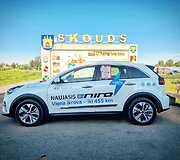 Vitoldas Milius ir Dainius Jakas pasiekė naują rekordą &ndash; Lietuvos perimetrą elektromobiliu &bdquo;Kia e-Niro&ldquo;