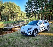 Vitoldas Milius ir Dainius Jakas pasiekė naują rekordą &ndash; Lietuvos perimetrą elektromobiliu &bdquo;Kia e-Niro&ldquo;