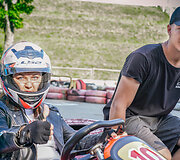 Ladies Go kartingų ir simuliatorių lenktynės