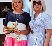 Ladies Go kartingų ir simuliatorių lenktynės