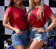 Ladies Go kartingų ir simuliatorių lenktynės