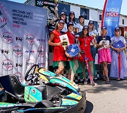 Ladies Go kartingų ir simuliatorių lenktynės