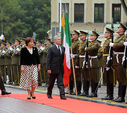 Kra&scaron;to apsaugos ministrė susitiko su su Italijos gynybos ministru Giampaolo Di Paola
