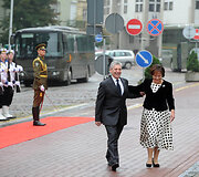 Kra&scaron;to apsaugos ministrė susitiko su su Italijos gynybos ministru Giampaolo Di Paola