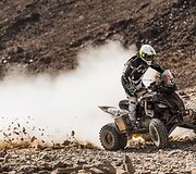 Dakaro motociklininkų laukia naujovės: saugos liemenės ir ribojamas padangų kiekis
