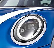 &bdquo;Mini&ldquo; turės daugiaspalvį stogą