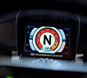Lenktynininkas Jonas Karklys pristatė naują žiedinių lenktynių automobilį &bdquo;Hyundai i30N TCR&ldquo;
