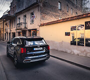 Įkraunamas KIA Sorento