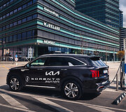 Įkraunamas KIA Sorento