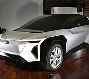 Elektrinis &bdquo;Subaru&ldquo; SOLTERRA
