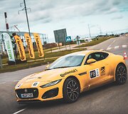 Žilvinas Pekarskas ir Giedrius Žiura nugalėjo  Press Rally 5000+ žurnalistų įskaitoje vairuodami Jaguar F-Type