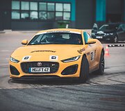 Žilvinas Pekarskas ir Giedrius Žiura nugalėjo  Press Rally 5000+ žurnalistų įskaitoje vairuodami Jaguar F-Type