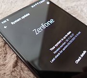 Telefone įdiegta naujausia Android versija, tačiau Asus garsėja kaip įmonė, vėluojanti su tolesniais sisteminiais atnaujinimais