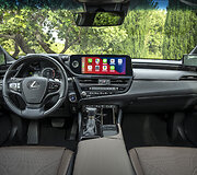Atnaujintas &bdquo;Lexus ES 300h&ldquo;