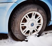 Padangų kokybė, kelianti abejonių: vairuotojų nei&scaron;gąsdino net ankstyva žiema