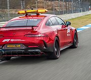 Formulės 1 saugos ir medikų automobiliai Mercedes-AMG GT Black Series ir Mercedes-AMG GT 63 S 4MATIC+