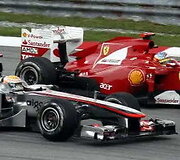 Auk&scaron;tos ir smailios 2011-ųjų Formulės 1 nosys. (Morio, Wikimedia(CC BY-SA 3.0)