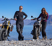 Į Italiją pas Karolį Mieliauską atvyko motociklininkė ir keliautoja Jurgita Žukauskaitė 