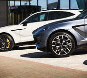 &bdquo;Aston Martin&ldquo; galingosios pajėgos: DBX707, DBX, DB11, Vantage 