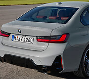 BMW 3 serija sedanas