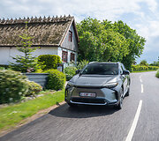 Elektromobilis Toyota bZ4X