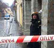 Prie Lietuvos ambasados Taline ie&scaron;koma sprogmenų