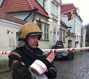 Prie Lietuvos ambasados Taline ie&scaron;koma sprogmenų