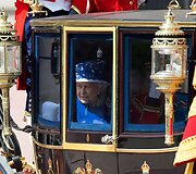 Londone surengtas karinis paradas karalienės Elizabeth II gimtadienio proga