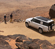 Land Rover Defender 130