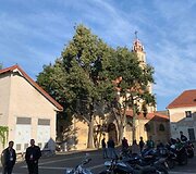 VSAT pareigūnai i&scaron; Vilniaus pasienio rinktinės, Aviacijos valdybos, Pasieniečių mokyklos ir kolegomis i&scaron; policijos startavo į intelektualų pažinimo ralį. Juos i&scaron;lydėjo kunigas Algirdas Toliatas.