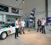 Auto Moto Parko lenktynininkai &bdquo;Rally Legend&ldquo; mes i&scaron;&scaron;ūkį jauniausiam pasaulio ralio čempionui