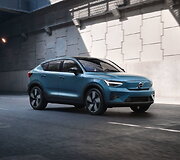 Pretendentas į Lietuvos metų automobilio titulą Volvo C40 Recharge Twin