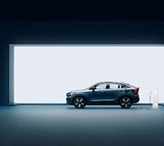 Pretendentas į Lietuvos metų automobilio titulą Volvo C40 Recharge Twin