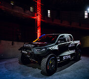 Benediktas Vanagas ir Kuldaras Sikkas važiuos į Dakarą nauju automobiliu &bdquo;Toyota GR DKR Hilux&ldquo;
