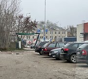 Naujos nemokamo elektromobilių įkrovimo stotelės Vilniuje, Liepkalnio g.