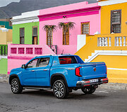 Trečios kartos pikapas &bdquo;Volkswagen Amarok&ldquo; (2023), prabangi Aventura versija