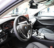 Lietuvos policija įsigijo 12 naujų BMW 530d xDrive automobilių