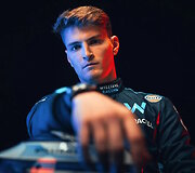 &bdquo;Williams Racing&ldquo; Formulės 1 pilotas  Loganas Sargeantas 