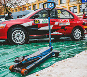 &bdquo;7bet Winter Rally Auk&scaron;taitija&ldquo; techninė zona prie&scaron; startą