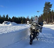 &bdquo;Baltic to Arctic 2&ldquo;: K. Mieliauskas motociklu kirto poliarinį ratą ir papasakojo apie važiavimą &scaron;altyje