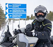 &bdquo;Baltic to Arctic 2&ldquo;: prie Nordkapo motociklu artėjantį K. Mieliauską užklupo vėjas