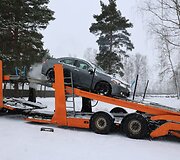 Konfiskuoti neblaivių vairuotojų automobiliai keliauja į Ukrainą