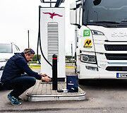 Vitoldas Milius elektriniu sunkvežimiu &bdquo;Scania&ldquo; siekė nuvažiuojamo atstumo rekordo