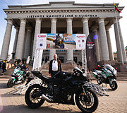 I&scaron; Lietuvos Nacionalinės Martyno Mažvydo bibliotekos startavo kultūrinis ralis &bdquo;Mototourism Sprint Vilnius 700&ldquo;, skirtas Vilniaus jubiliejui.